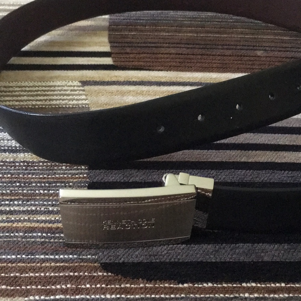 Kenneth Cole belt